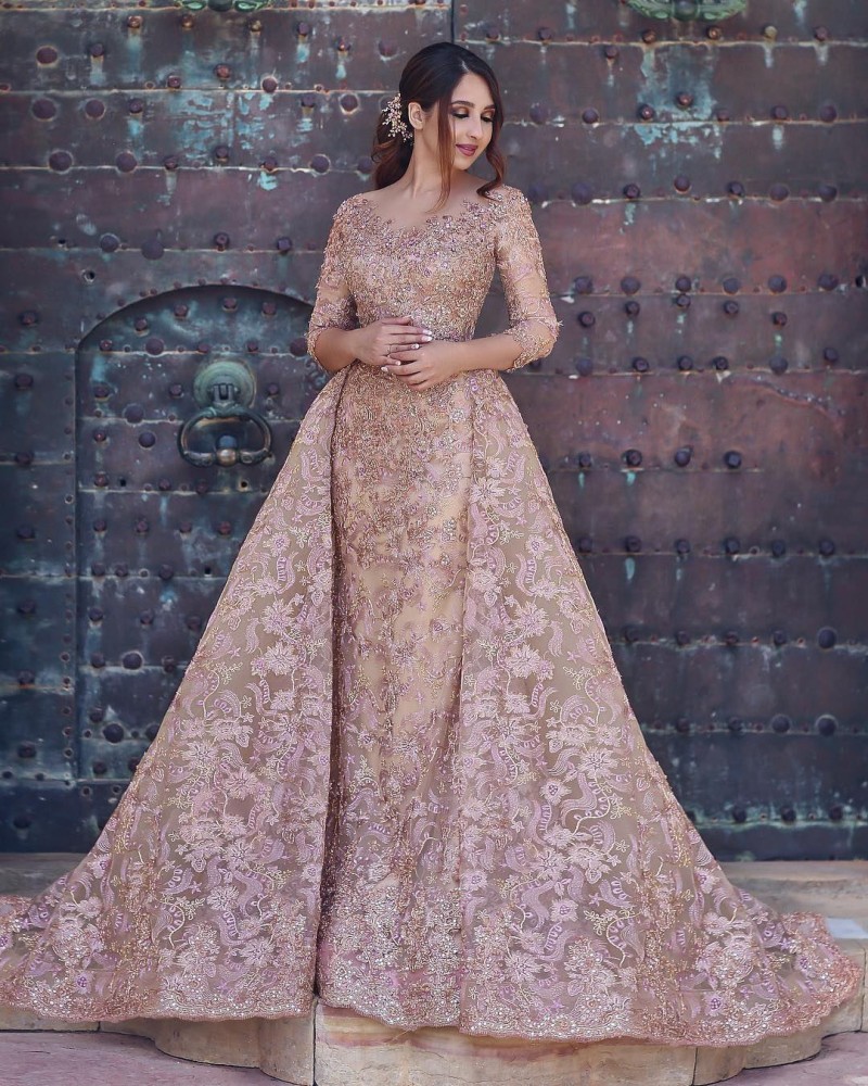 2018 Sexy 3/4 Long Sleeve Prom Dresses With Detachable Train Full Applique Beads Luxury Arab Evening Dress Long Formal Dress