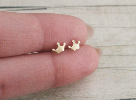 10Pair Gold Silver Tiara Small Princess Crown Stud Earrings Simple Royal Crown Stud Earrings Geometric Jewelry for Women
