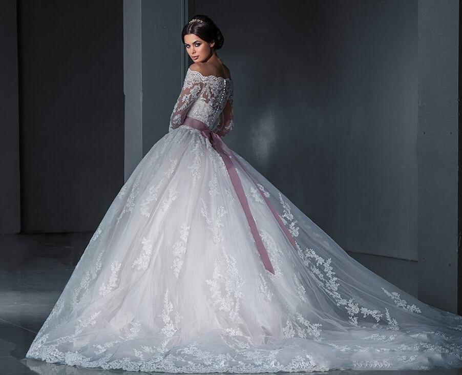 Elegant Ball Gown Lace Wedding Dresses 2016 Off the Shoulder Long Sleeves Sheer Illusion Chapel Train Appliques Beads Bridal Dress Gowns