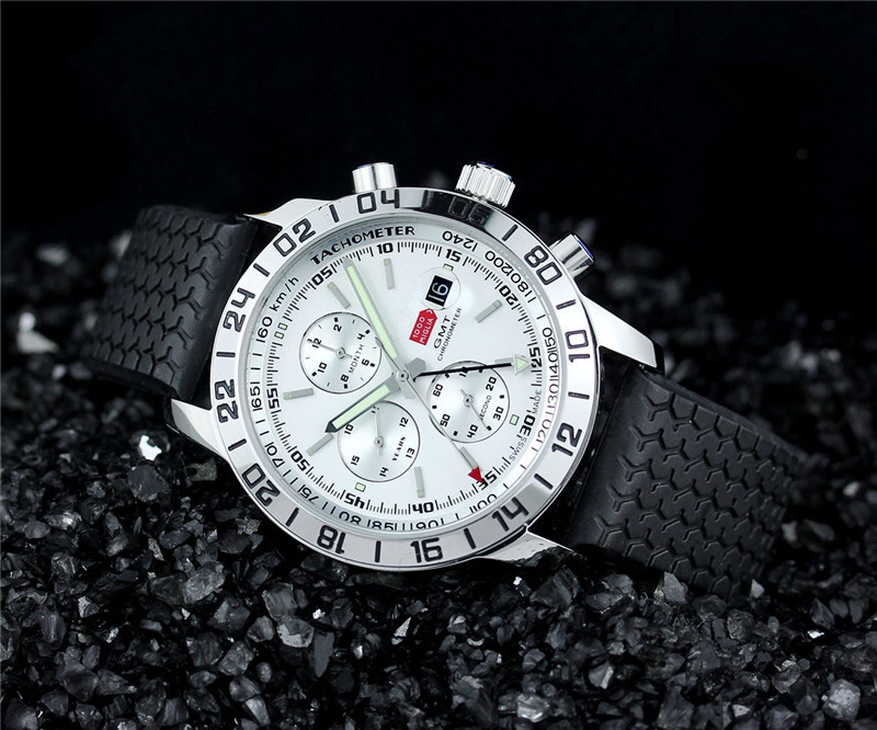 Hot sale Sport men watches Male watch top quality mechanical automatic wristwatch balck Rubber watches for men 543, Black face
Hot sale Sport men watches Male watch top quality mechanical automatic wristwatch balck Rubber watches for men 543, Black face
