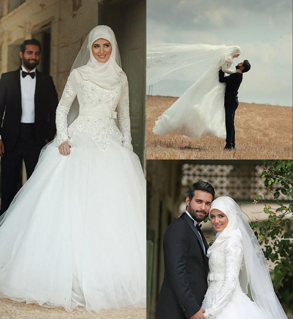 2017 full lace Elegant Muslim Wedding Dresses Lace Appliqued High Neck Long Sleeves Wedding Dress A-Line Sweep Train White Bridal Gown, Gold
2017 full lace Elegant Muslim Wedding Dresses Lace Appliqued High Neck Long Sleeves Wedding Dress A-Line Sweep Train White Bridal Gown, Gold