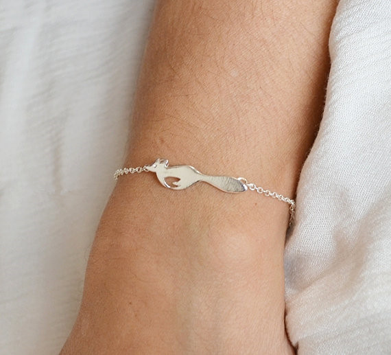 30PCS- B040 Silver Gold Cute Forest Running Fox Bracelet Simple Animal Fox Bracelets Tiny Fox Tail Bracelets for Gifts