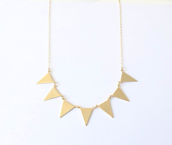 30PCS Gold Silver Bunting Necklace Simple Spike Arrow Necklace European Little Multiple Flags Necklace Triangles Necklaces
30PCS Gold Silver Bunting Necklace Simple Spike Arrow Necklace European Little Multiple Flags Necklace Triangles Necklaces