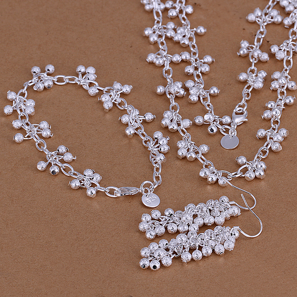 High grade 925 sterling silver Hanging Sand Pearl three-piece jewelry set DFMSS128 Factory direct 925 silver necklace bracelet earring
High grade 925 sterling silver Hanging Sand Pearl three-piece jewelry set DFMSS128 Factory direct 925 silver necklace bracelet earring