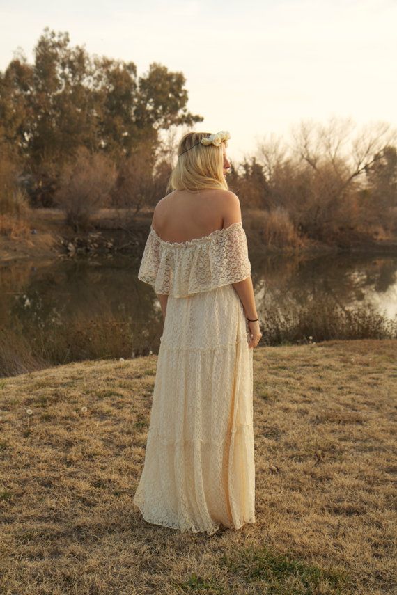 2018 Full Champagne Lace Bohemian Country Wedding Dresses Off Shoulder Floor Length Beach Boho Bridal Gowns Custom Made China EN11201