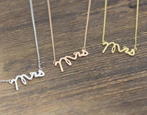 Gold Silver Simple Dainty Mrs Necklace Small Stamped Word Initial Necklace Simple Love Alphabet Letter Necklaces