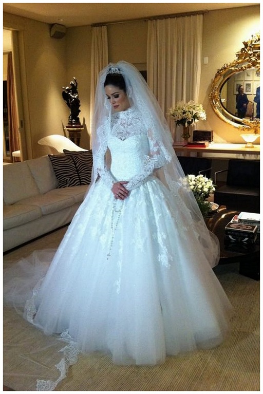 2014 Lace High Collar Garden Wedding Dresses with Long Sleeves Exquisite Appliqued Court Train Sheer Bridal Gowns Plus Size Maxi Dress, Custom made color
2014 Lace High Collar Garden Wedding Dresses with Long Sleeves Exquisite Appliqued Court Train Sheer Bridal Gowns Plus Size Maxi Dress, Custom made color