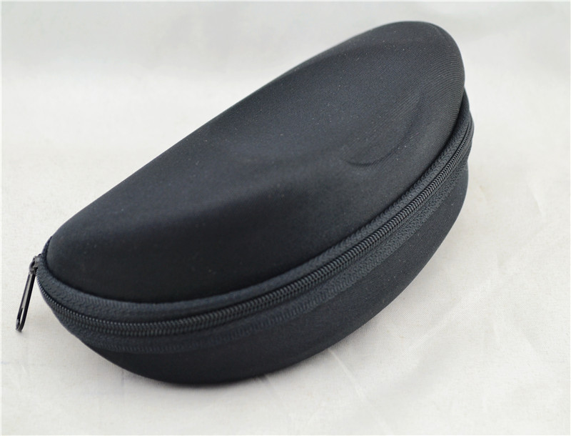 Zipper Clam Hard Case Black Sunglasses Case Glasses Pouch Bag Eyeglasses Cover Sunglasses Box Protable Eyewear Cases 50Pcs/Lot Free Shipping
Zipper Clam Hard Case Black Sunglasses Case Glasses Pouch Bag Eyeglasses Cover Sunglasses Box Protable Eyewear Cases 50Pcs/Lot Free Shipping