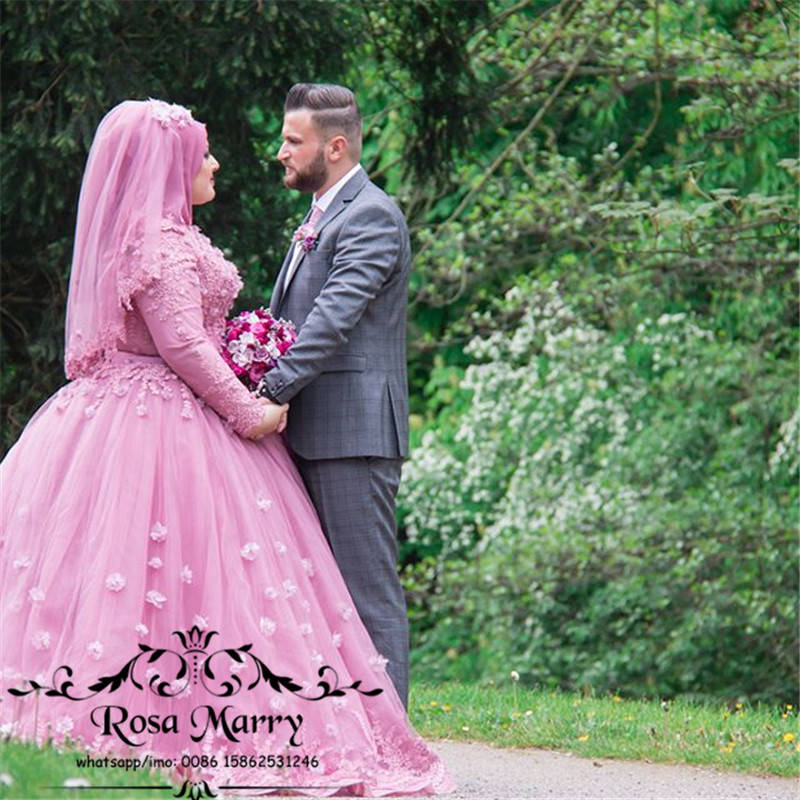 Pink Muslim Hijab Ball Gown Wedding Dresses 2020 High Neck 3D Floral Long Sleeves Vintage Lace Plus Size Islamic Kaftan Abayas Bridal Gowns