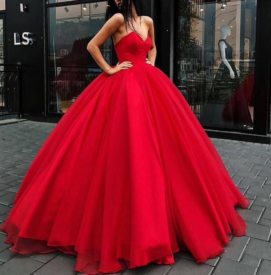 Ball Gown Prom Dresses 2024 Black,Red Sexy Backless Floor Length Evening Gowns Satin and Tulle