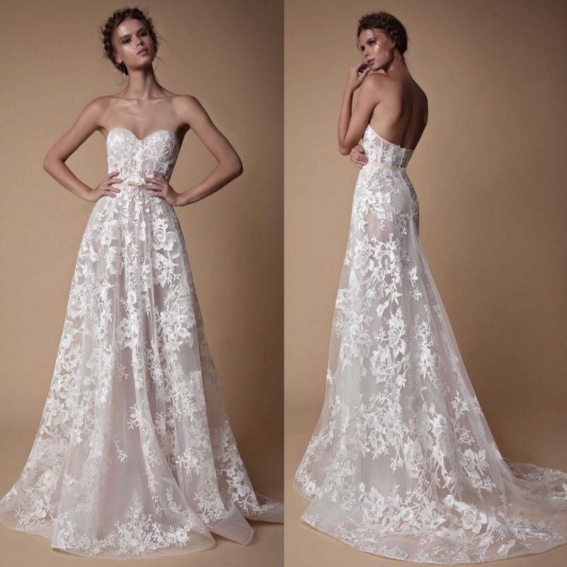 Sweetheart Berta Beach Wedding Dresses Backless Lace Applique Elegant Plus Size Wedding Dress Sweep Train Country Bridal Gown, Gold
Sweetheart Berta Beach Wedding Dresses Backless Lace Applique Elegant Plus Size Wedding Dress Sweep Train Country Bridal Gown, Gold
