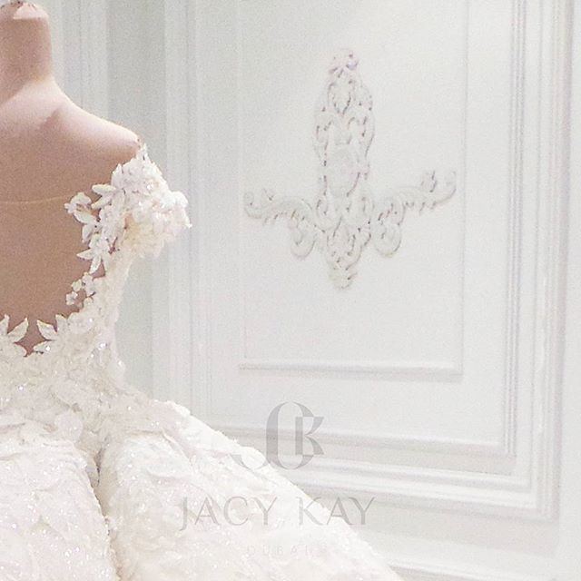 Shoulder Crystal Off Wedding Dresses Full Lace Beaded Sequins Bridal Gowns Vintage Ball Gown Plus Size Robes De Bal