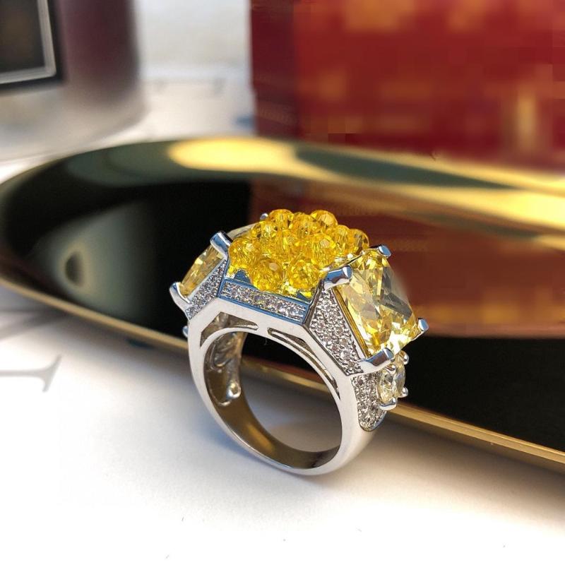 Cluster Rings Top Quality 925 Sterling Silver Wedding Natural Yellow Diamond Party Fashion Wild Noble Ring Jewelry Female Big Pink
Cluster Rings Top Quality 925 Sterling Silver Wedding Natural Yellow Diamond Party Fashion Wild Noble Ring Jewelry Female Big Pink