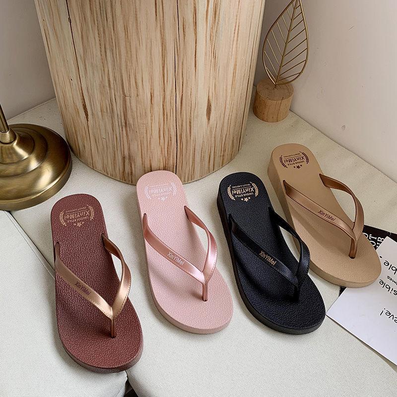 Summer Women's Thick Bottom Slope And Herringbone Flip Flop Wear Toe Clip Antiskid Casual Beach Flat Sandals Quick Drying Slippers, Black
Summer Women's Thick Bottom Slope And Herringbone Flip Flop Wear Toe Clip Antiskid Casual Beach Flat Sandals Quick Drying Slippers, Black