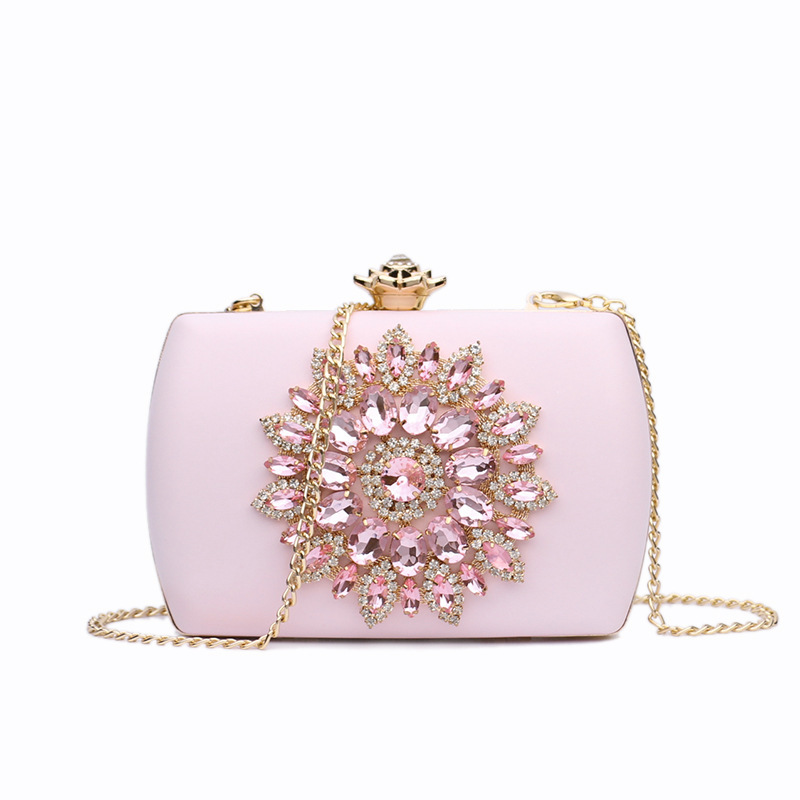 Crystal Clutch Bag for Women White Shoulder Bag Fashion Rhinestone Wedding Bridal Clutch Purse Luxury Handbags bolso ZD1332, Black
Crystal Clutch Bag for Women White Shoulder Bag Fashion Rhinestone Wedding Bridal Clutch Purse Luxury Handbags bolso ZD1332, Black
