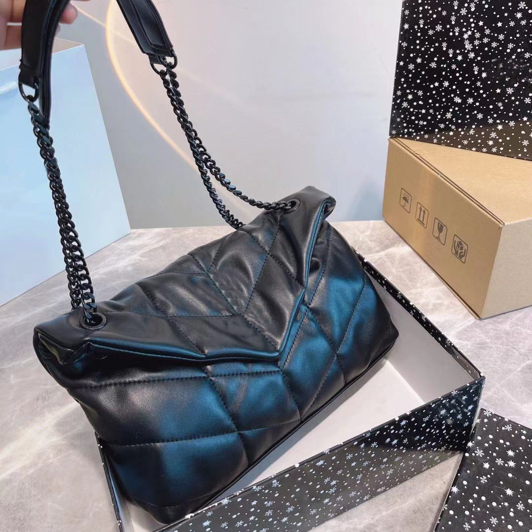European Style Women Soft Leather Cross Body Shoulder Hand Bags Famous Brand Real Chains Armpit Bag Handbags Young Ladies Shop Flap Clutch Summer M size Handbag girls, Make up the differece
European Style Women Soft Leather Cross Body Shoulder Hand Bags Famous Brand Real Chains Armpit Bag Handbags Young Ladies Shop Flap Clutch Summer M size Handbag girls, Make up the differece