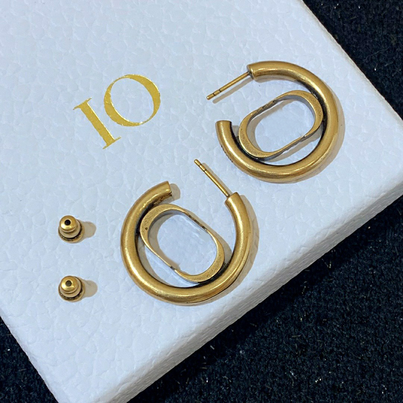 Women Earings Bracelet Necklace Sets Designer Jewelry Womens Luxurys Designers Earrings Studs D Designer Earring 2105111L, Golden
Women Earings Bracelet Necklace Sets Designer Jewelry Womens Luxurys Designers Earrings Studs D Designer Earring 2105111L, Golden