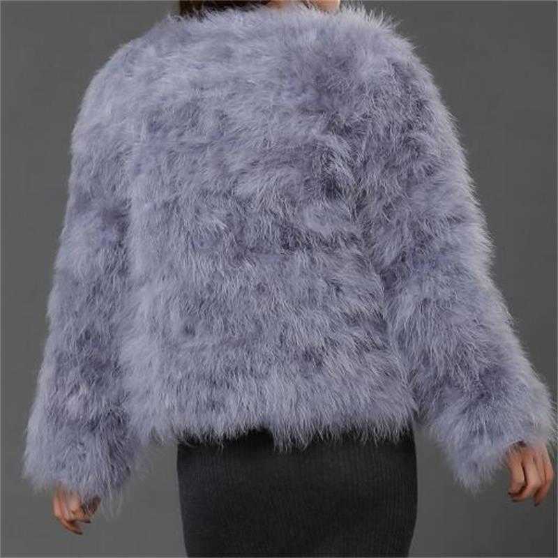 sexy Ostrich wool turkey real fur women black coat genuine feather short plus size 5XL,7XL winter festival long sleeve jacket Y0829, White
sexy Ostrich wool turkey real fur women black coat genuine feather short plus size 5XL,7XL winter festival long sleeve jacket Y0829, White