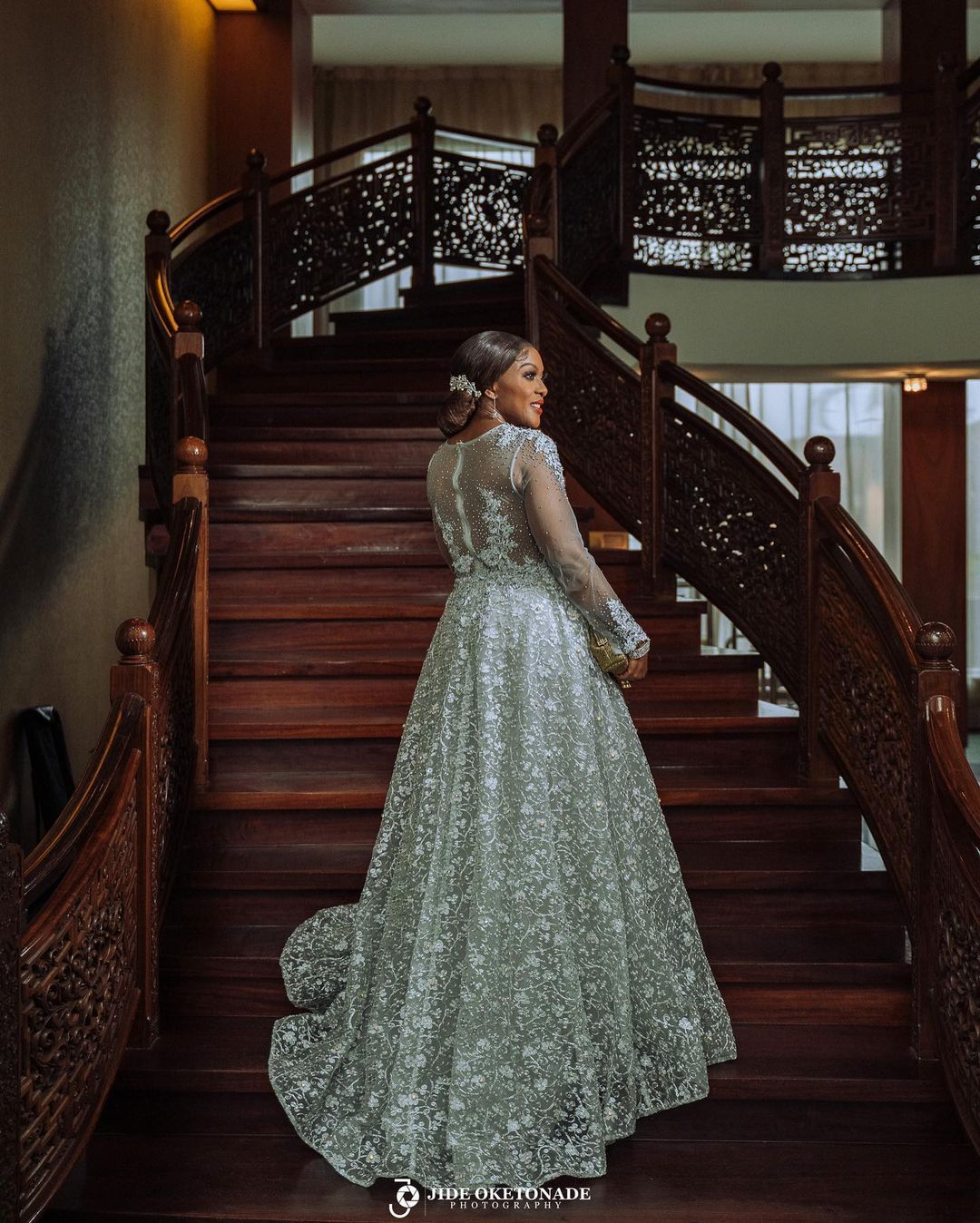 2022 Plus Size Arabic Aso Ebi Luxurious Lace Beaded Wedding Dress Long Sleeves Vintage Sexy Bridal Gowns Dresses ZJ305