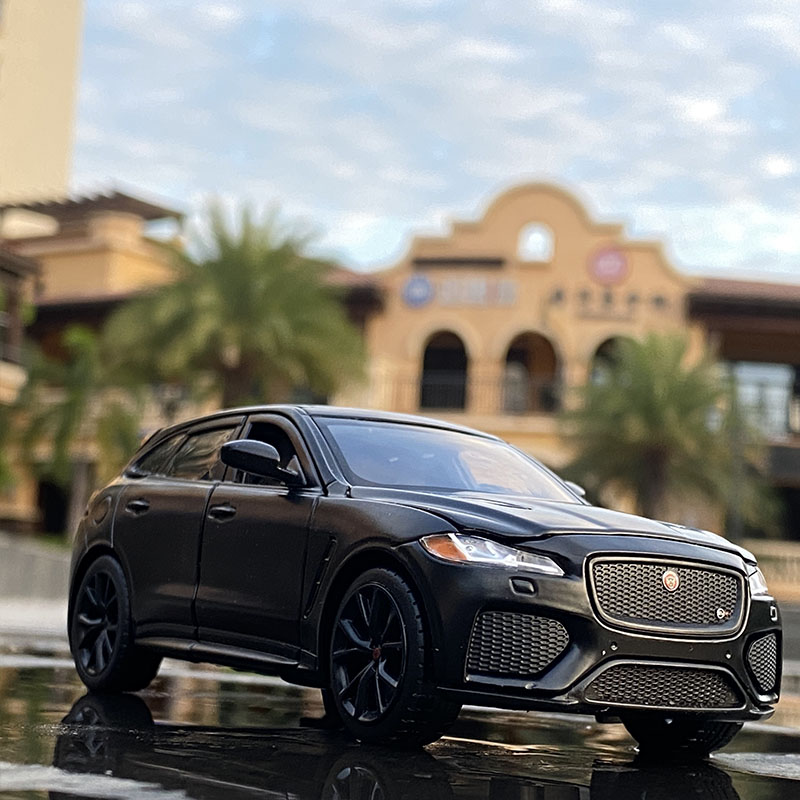132 JAGUAR-F-PACE Sport Simulation Toy Car Model Alloy Pull Back Children Toys Genuine License Collection Gift Off-Road Vehicle от DHgate WW