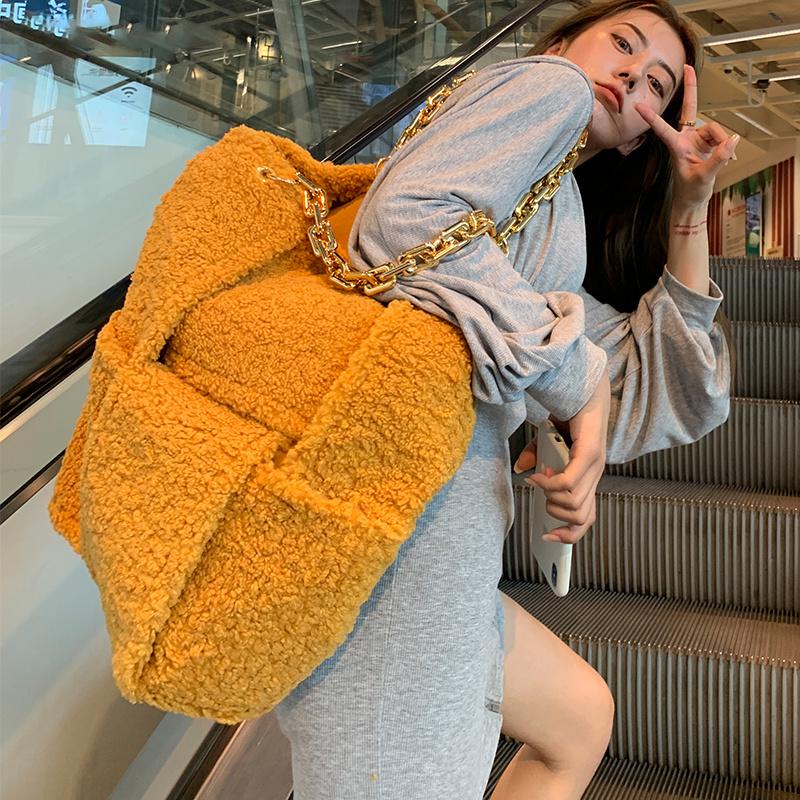 Duffel Bags Fashion Large Capacity Plush Shoulder Bag Ladies Woven Big Tote Handbag, Black