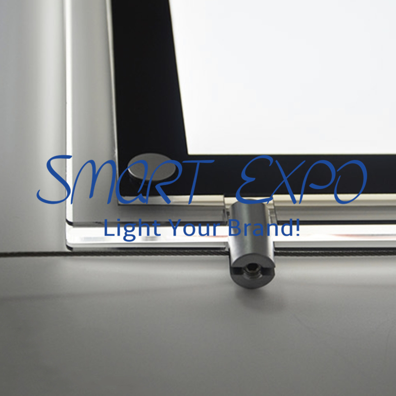 40*60cm Real Agency Window Advertising Display Light Box with Electric Conductive Steel Hanging Wires Firm Wooden Case Packing