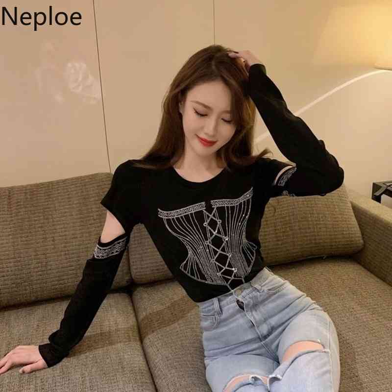Neploe Chic Shirts Women Bling Miamonds Hollow Out Tshirts O-neck Long Sleeve Tees Slim All-match Korean Female Tops 95163 210422
