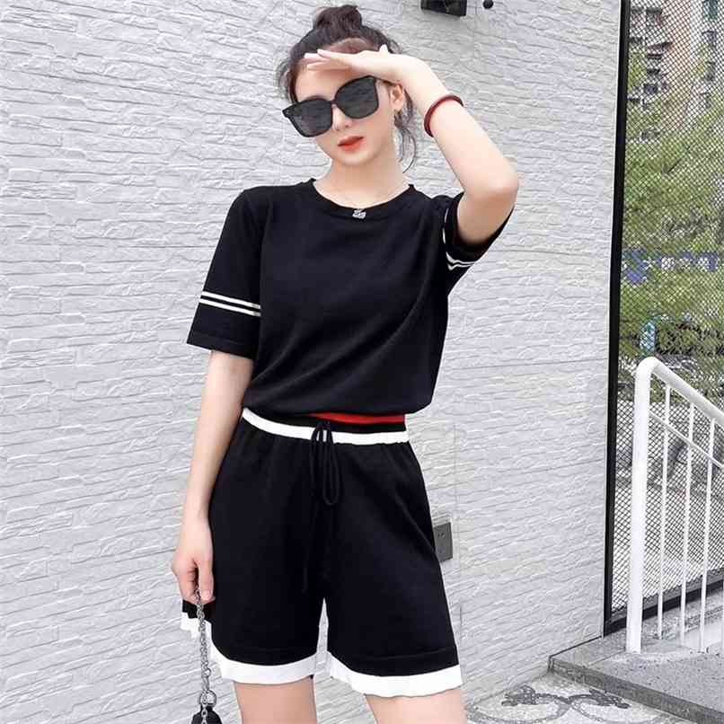 Fashion women's suit summer knit short-sleeved shorts thin ice silk sports and leisure two-piece 210520, White
Fashion women's suit summer knit short-sleeved shorts thin ice silk sports and leisure two-piece 210520, White