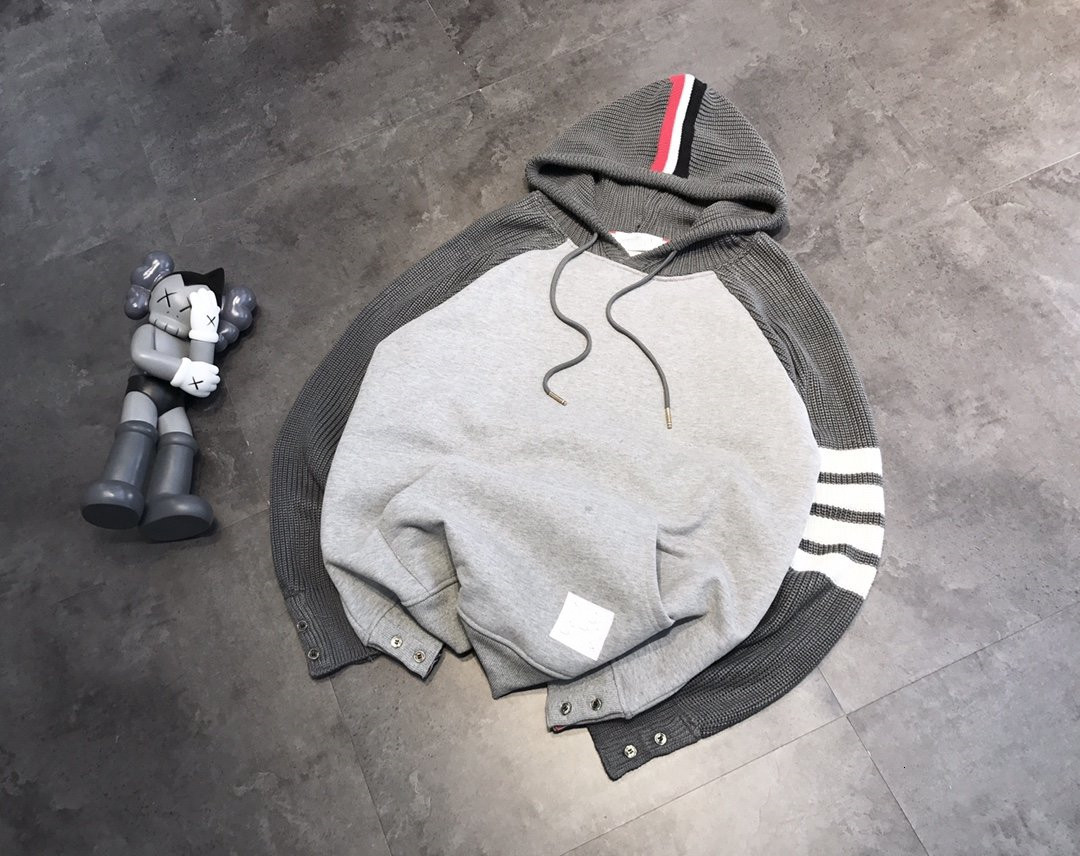 hoodies t shirt fashion brand tb couple's knitted raglan sleeves plush loose casual hoodie sweater street top, Black
hoodies t shirt fashion brand tb couple's knitted raglan sleeves plush loose casual hoodie sweater street top, Black