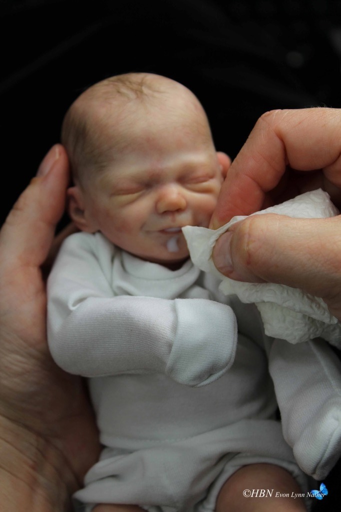 9 inch reborn Zane Mini Baby Set, baby Vinyl Doll, unpainted doll accessory set, realistic Doll SetBAVO
9 inch reborn Zane Mini Baby Set, baby Vinyl Doll, unpainted doll accessory set, realistic Doll SetBAVO