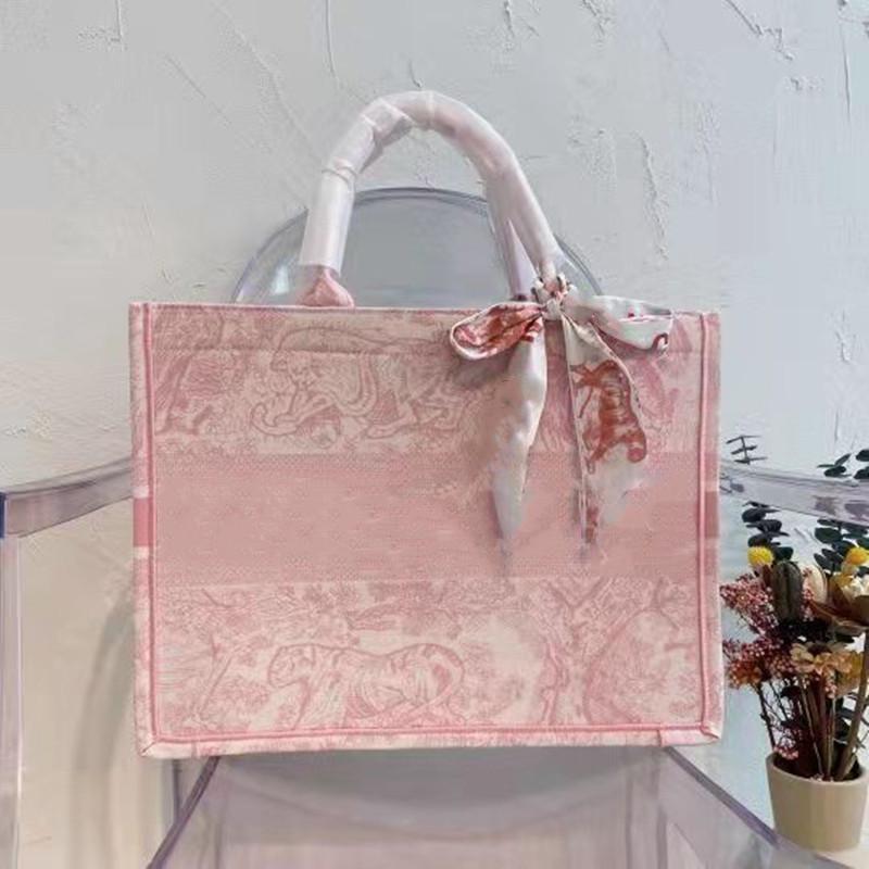 Classical style D icon Classic Colorful Book Totes bag Luxurys Designers handbag printed bags large capacity Travel Canvas shopping Wholesale Handbag Fashion
Classical style D icon Classic Colorful Book Totes bag Luxurys Designers handbag printed bags large capacity Travel Canvas shopping Wholesale Handbag Fashion