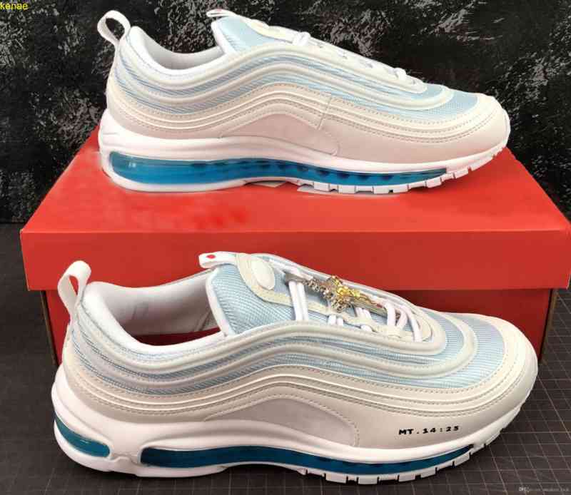 New 97s MSCHF INRI Jesus MT.14:25 Mens Womens running shoes Crucifix Wool 60CC Holy Water Designers Sports Outdoor Sneakers
New 97s MSCHF INRI Jesus MT.14:25 Mens Womens running shoes Crucifix Wool 60CC Holy Water Designers Sports Outdoor Sneakers