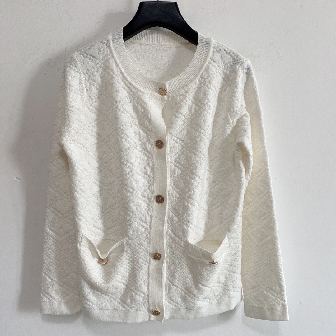 Milan Runway Sweater 2021 Autumn Long Sleeves O Neck Women' Sweaters High End Jacquard Cardigan Women Designer Sweater 0716-1, White
Milan Runway Sweater 2021 Autumn Long Sleeves O Neck Women' Sweaters High End Jacquard Cardigan Women Designer Sweater 0716-1, White