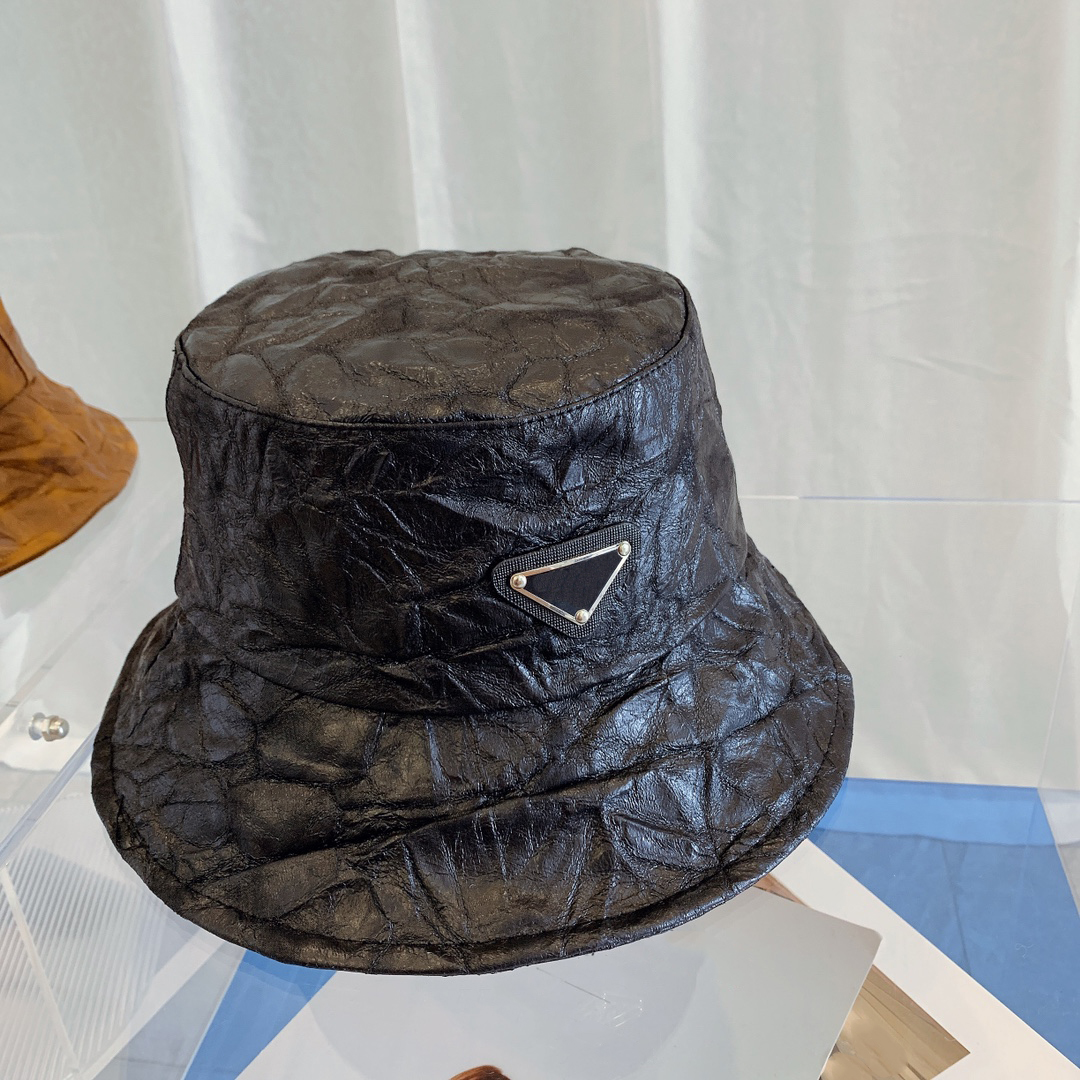Fold Desingers Bucket Hats Luxurys Unisex Foldable Sun Street Headwear Fisherman Outdoor Cap Men And Woman Fashion Wide Brim Hat 3 color good, Box
Fold Desingers Bucket Hats Luxurys Unisex Foldable Sun Street Headwear Fisherman Outdoor Cap Men And Woman Fashion Wide Brim Hat 3 color good, Box