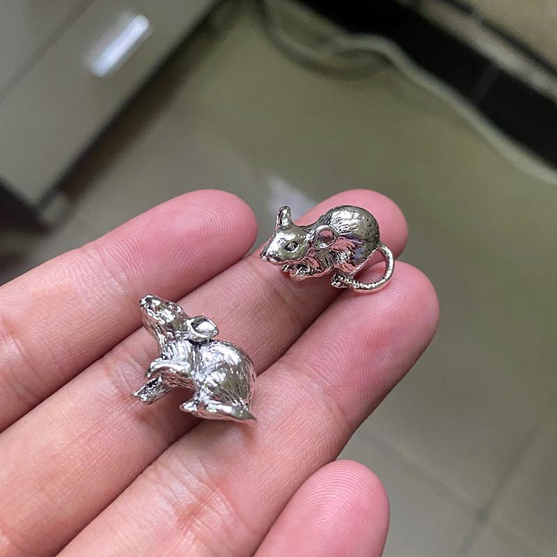 Charms 12pcs Fashion 3D Mouse Pendants, For Women Necklace Bracelet Key Chain Aesthetic Accessories Jewelry Making Supplies, Bronze;silver
Charms 12pcs Fashion 3D Mouse Pendants, For Women Necklace Bracelet Key Chain Aesthetic Accessories Jewelry Making Supplies, Bronze;silver