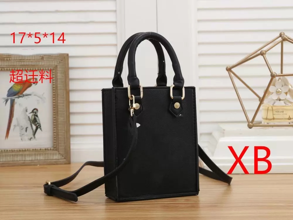 HBP Crossbody Bags Luxurys Designers 2022 mini Sac Plat Women P U Leather handbags Tote wallet wallets Shoulder Card Holder purse Cosmetic bag Muria, Add freight
HBP Crossbody Bags Luxurys Designers 2022 mini Sac Plat Women P U Leather handbags Tote wallet wallets Shoulder Card Holder purse Cosmetic bag Muria, Add freight