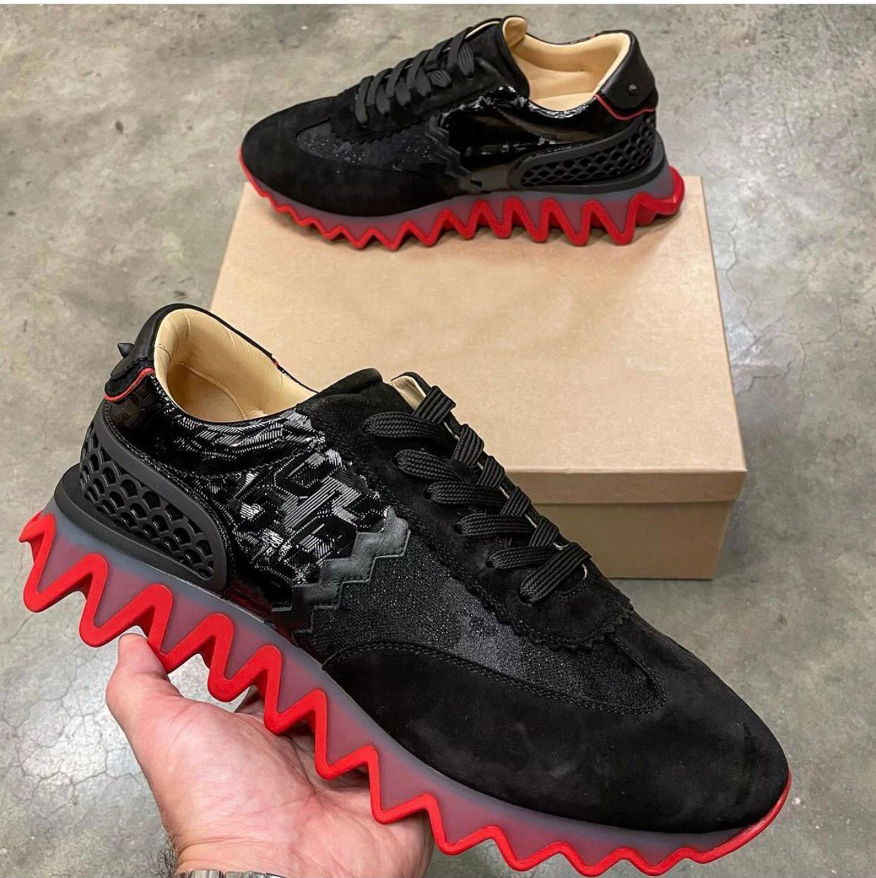 Top Luxurious Men's Red Bottom Sneakers Shoes Loubishark Casual Walking Luxury Designer Mesh Skateboarding Outdoor Famous Comfort Train, Black
Top Luxurious Men's Red Bottom Sneakers Shoes Loubishark Casual Walking Luxury Designer Mesh Skateboarding Outdoor Famous Comfort Train, Black