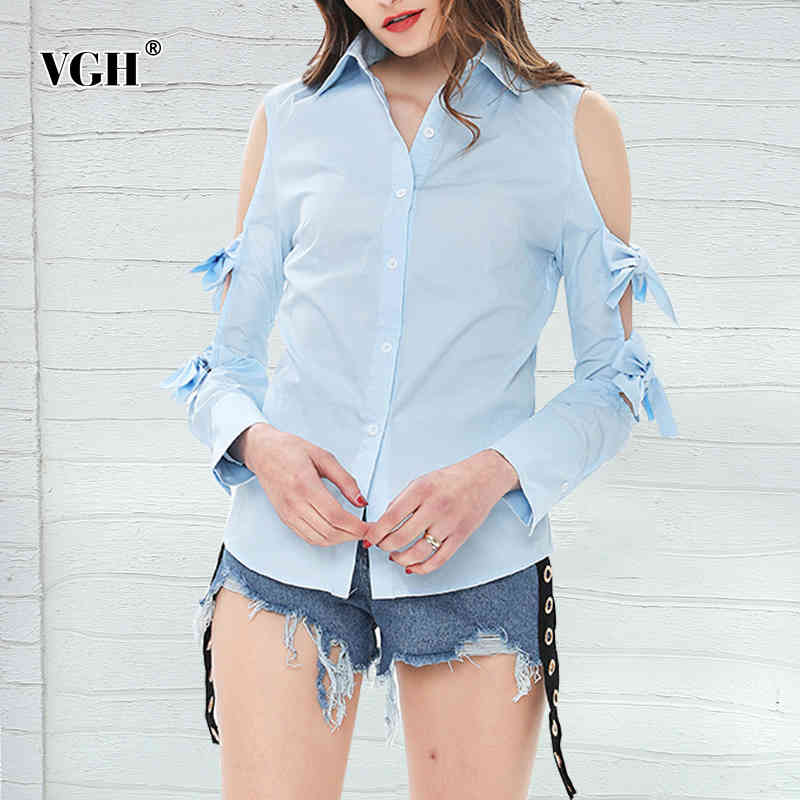 VGH Hollow Out Patchwork Blouse For Women Lapel Long Sleeve Off Shoulder Casual Shirt Female Fashion New Clothing Spring Tide 210421