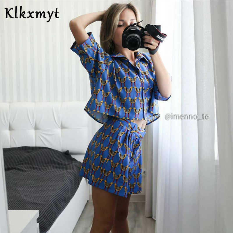 Klkxmyt Two Piece Set Women Summer Loose Fashion Print Batwing Short Sleeve Beach Cropped Blouse+Elastic Waist Casual Shorts 210527