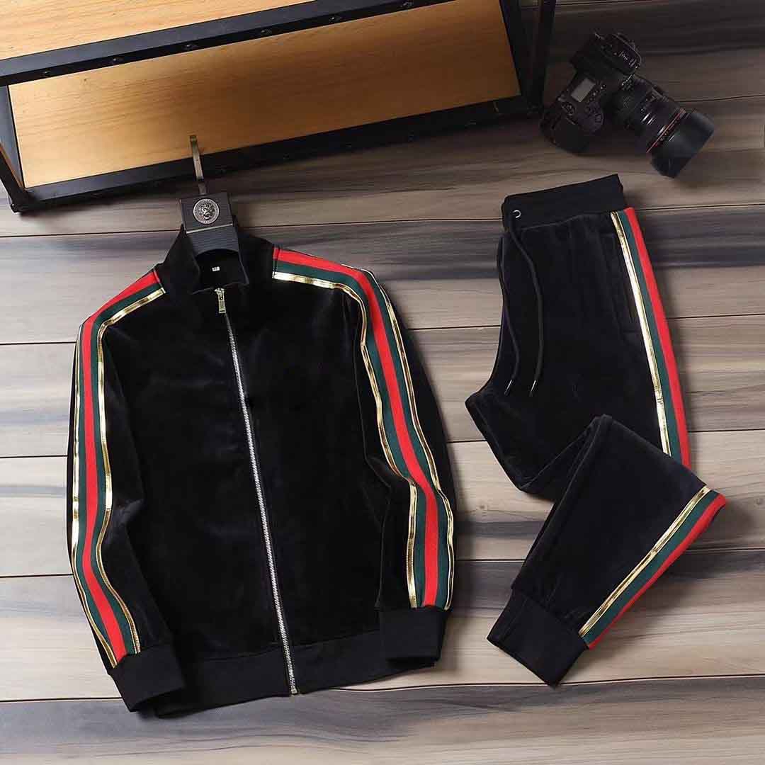 2021 new winte Designer Tracksuit Men Luxury Sweat Suits Autumn jacke Mens Jogger Suits Jacket + Pants Sets Sporting WOMEN Suit Hip Hop Sets, Black
2021 new winte Designer Tracksuit Men Luxury Sweat Suits Autumn jacke Mens Jogger Suits Jacket + Pants Sets Sporting WOMEN Suit Hip Hop Sets, Black