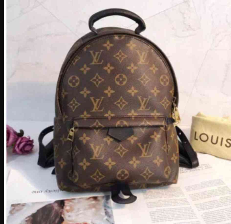 Lv LOUIS BAG VITTON Dauphine Luxury Handbags Messenger Bag Women Tote Genuine Leather Shoulder Bags CrossbodyZL3X276H, Red;black
Lv LOUIS BAG VITTON Dauphine Luxury Handbags Messenger Bag Women Tote Genuine Leather Shoulder Bags CrossbodyZL3X276H, Red;black