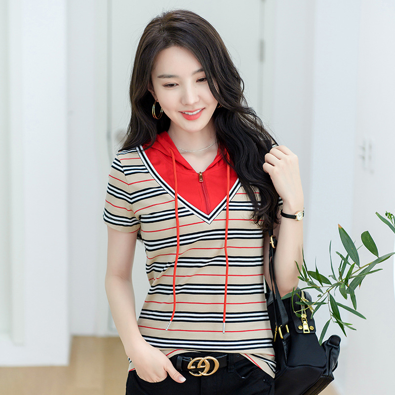 Luxury Designer Striped Hooded Neck T-Shirt Runway 2021 Women Fashion Short Sleeve Cotton Classic t shirt Slim Business Office Summer Autumn, White
Luxury Designer Striped Hooded Neck T-Shirt Runway 2021 Women Fashion Short Sleeve Cotton Classic t shirt Slim Business Office Summer Autumn, White