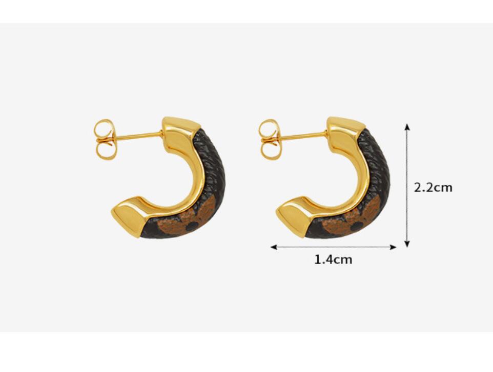 Easy chic hoops design deluxe wholesale price leather stud jewelry 18K rose gold silver plated heart letter lovers HOOP earrings for women men birthday gift lady
Easy chic hoops design deluxe wholesale price leather stud jewelry 18K rose gold silver plated heart letter lovers HOOP earrings for women men birthday gift lady