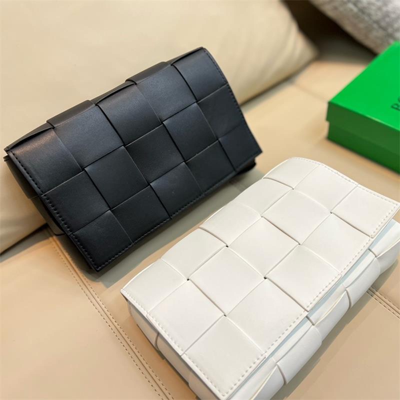 Fashion Knitting Clutch Bag Leather Classic Handbag Shoulder Bags Cross Body For Women Handbags Purse, White
Fashion Knitting Clutch Bag Leather Classic Handbag Shoulder Bags Cross Body For Women Handbags Purse, White