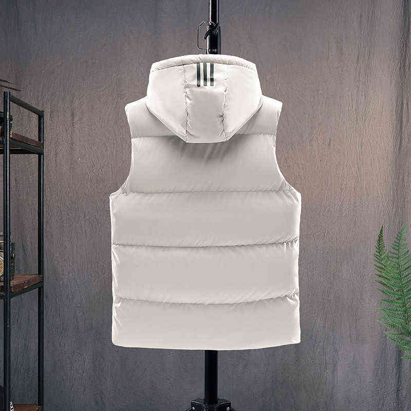 Men's Padded Vest Autumn Winter Warm Puffy Waistcoat Sportive Windproof Coat Quilting Thick Jacket Outwear Male Clothes 211111