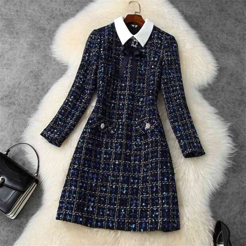 Runway Designers Fashion Turn Down Collar Bowknot Plaid Tweed Woolen Dress Autumn Winter Woman Clothes Casual Vestidos 210514, Picture color
Runway Designers Fashion Turn Down Collar Bowknot Plaid Tweed Woolen Dress Autumn Winter Woman Clothes Casual Vestidos 210514, Picture color