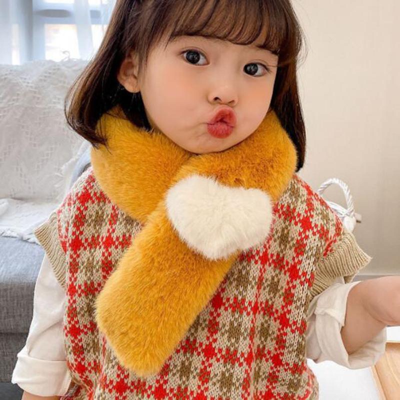 Scarves Korean Cute Cartoon Love Children's Scarf Winter Baby Neck Protection Warm Shawl Boys Girls Bib Faux Fur Cross Plush Scarve T31
Scarves Korean Cute Cartoon Love Children's Scarf Winter Baby Neck Protection Warm Shawl Boys Girls Bib Faux Fur Cross Plush Scarve T31