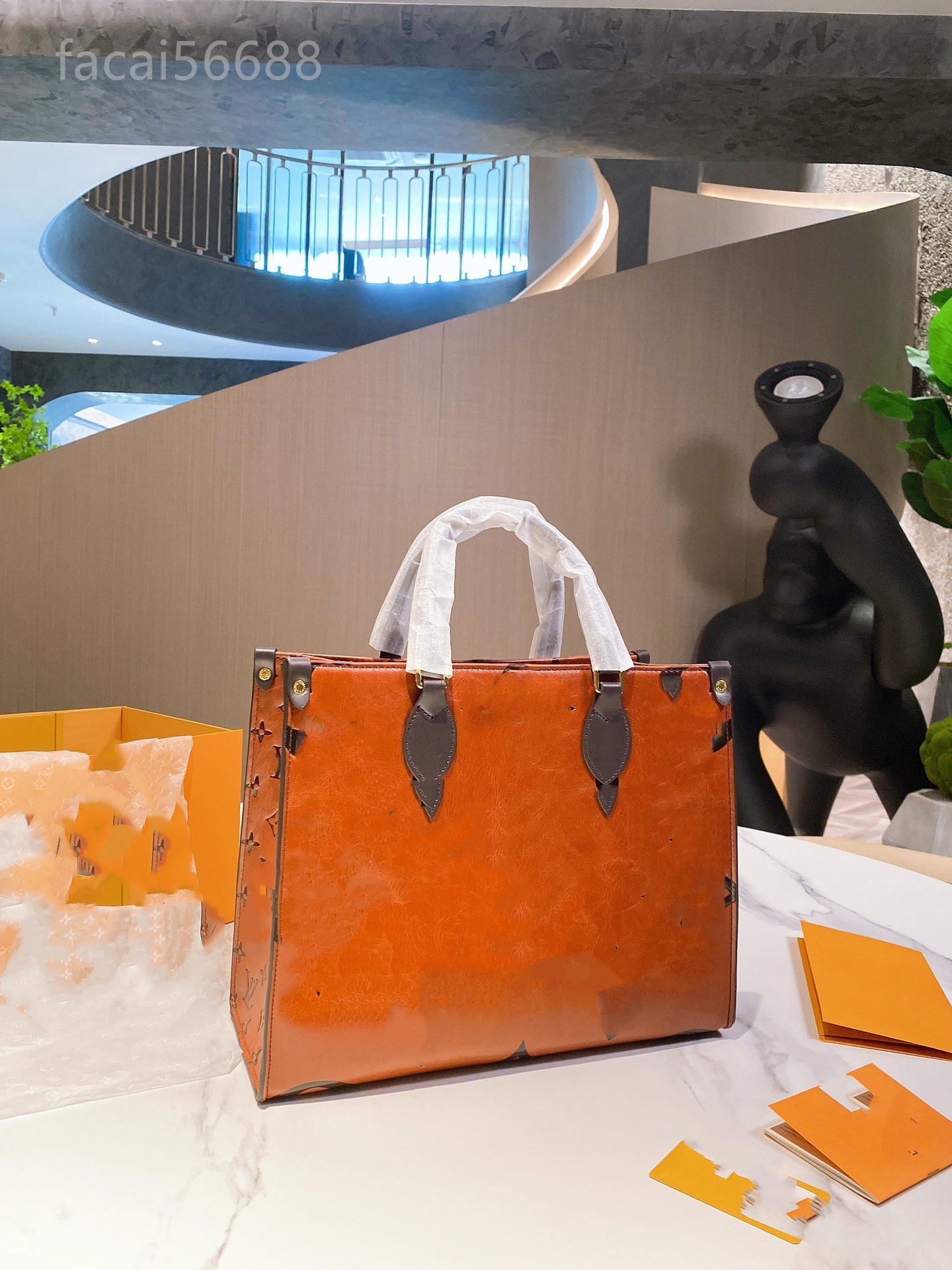 Handbags Shoulder Bags Women Luxury Designer Handbag Female Messenger Purse Lady ToteLouis
BagVittonYSL
M000013, Yellow
Handbags Shoulder Bags Women Luxury Designer Handbag Female Messenger Purse Lady ToteLouis
BagVittonYSL
M000013, Yellow