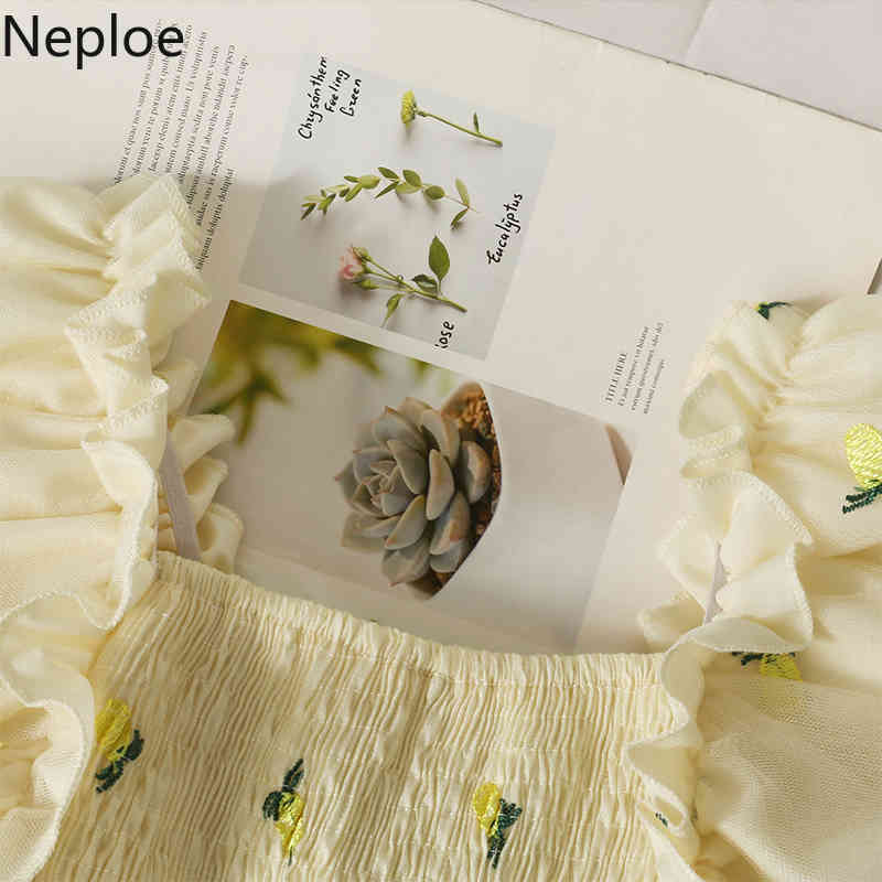 Neploe Women Dress Sweet Gauze Patchwork Strawberry Embroidered Square Collar Vestidos Summer Pleated Slim Puff Sleeve Dresses 210422