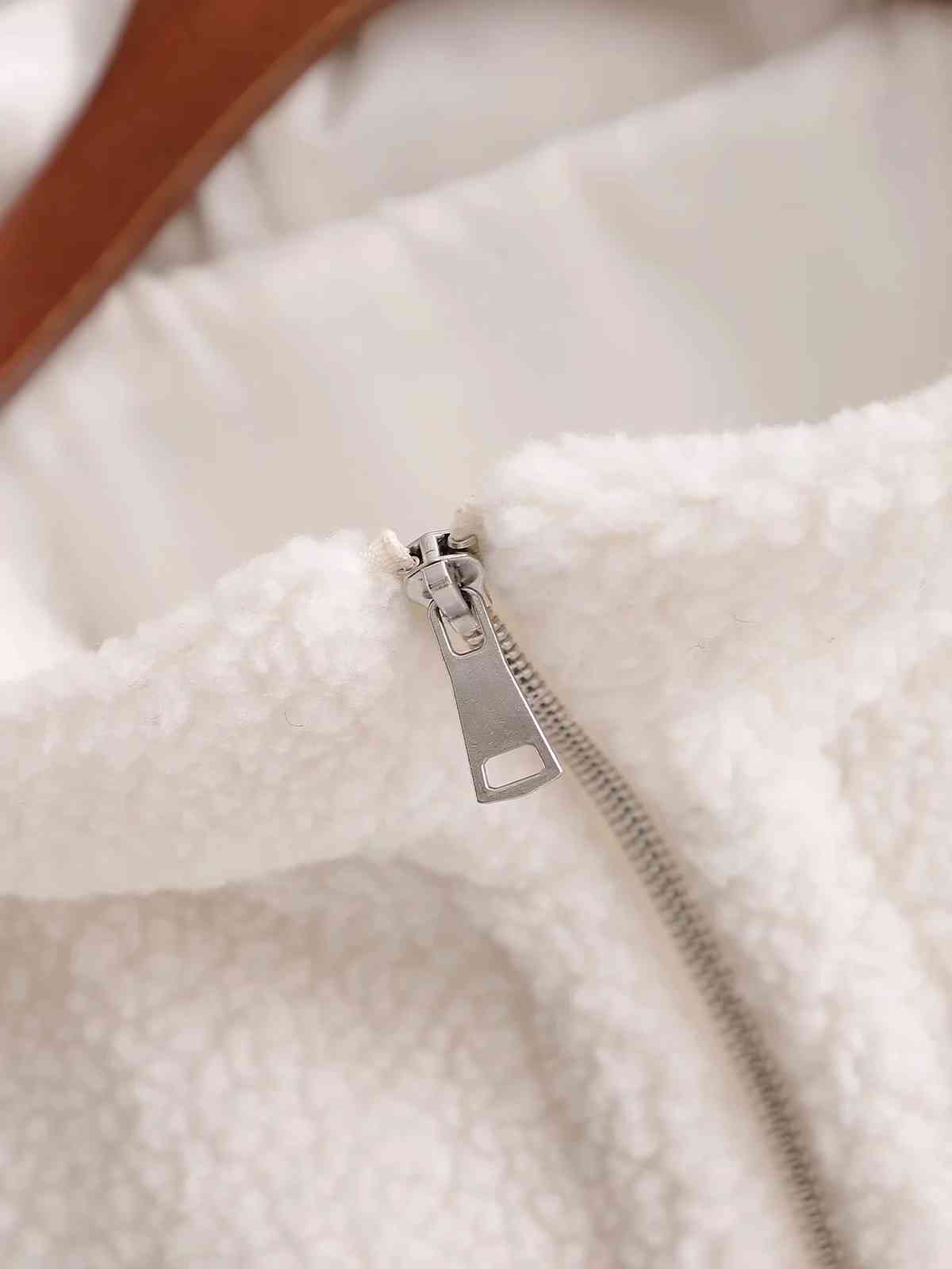 Winter coat women hooded Faux Fur Coats lambwool jacket female teddy casual zipper 210521